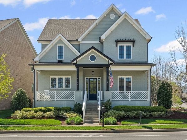 5704 Old Harding Pike, Nashville, TN 37205