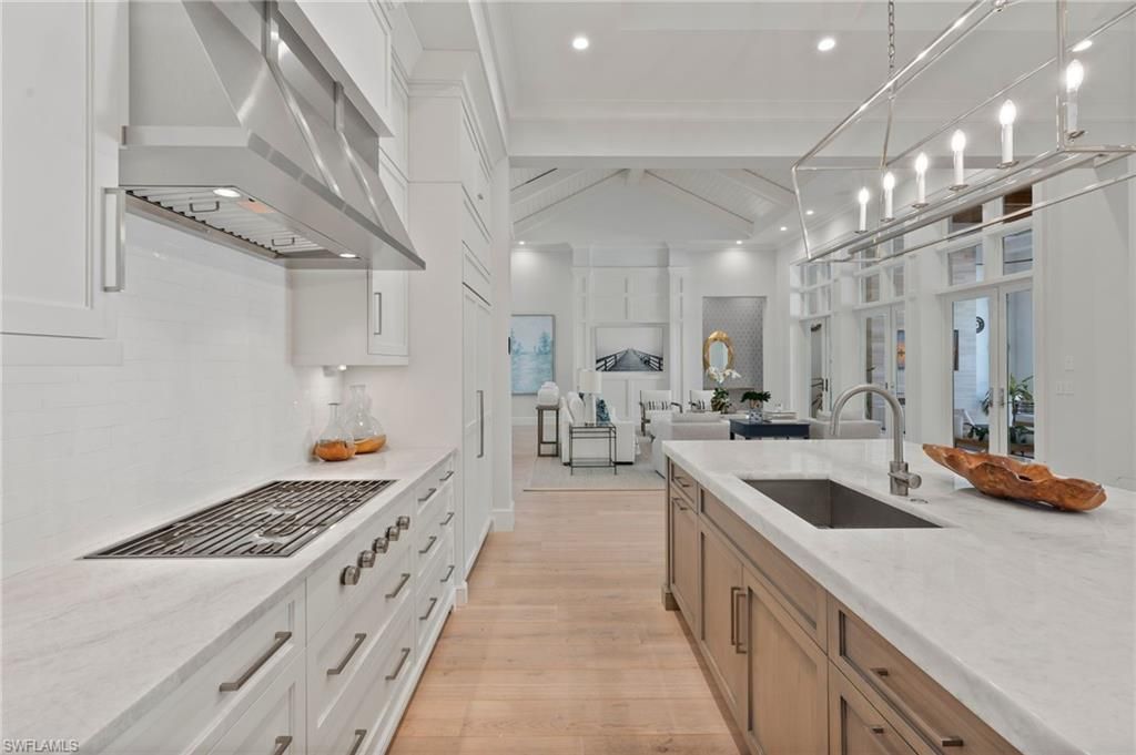 655 Starboard Dr, Naples, FL 34103 Photo