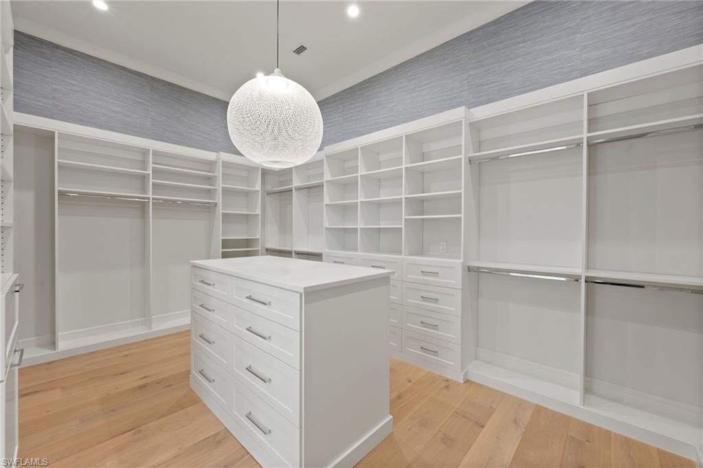 655 Starboard Dr, Naples, FL 34103 Photo