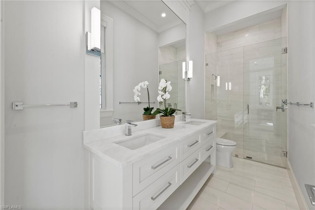 655 Starboard Dr, Naples, FL 34103 Photo