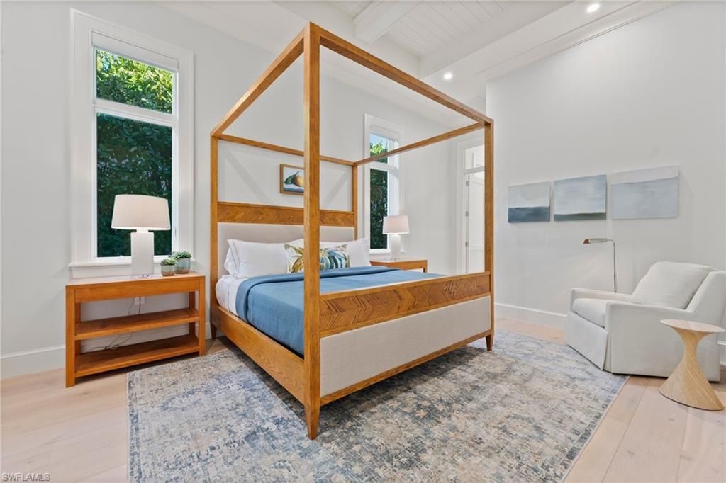 655 Starboard Dr, Naples, FL 34103 Photo