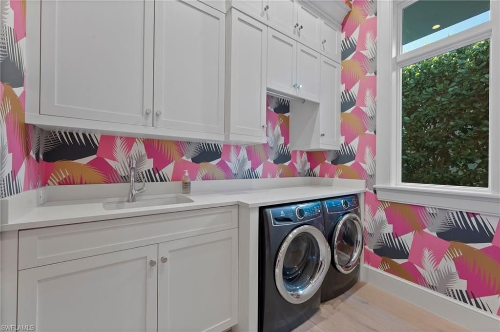 655 Starboard Dr, Naples, FL 34103 Photo