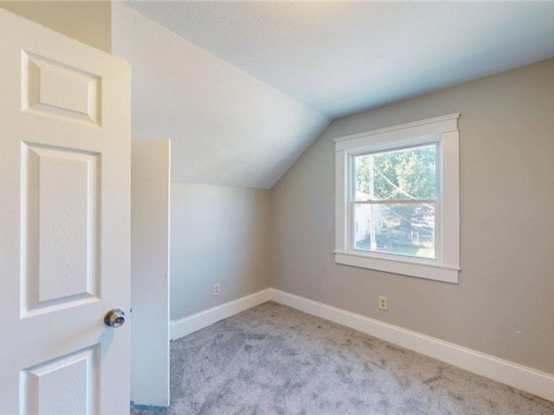 3043 W 105th Street, Cleveland, OH 44111 Photo 17