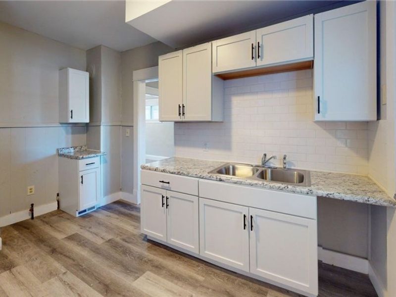 3043 W 105th Street, Cleveland, OH 44111 Photo 28