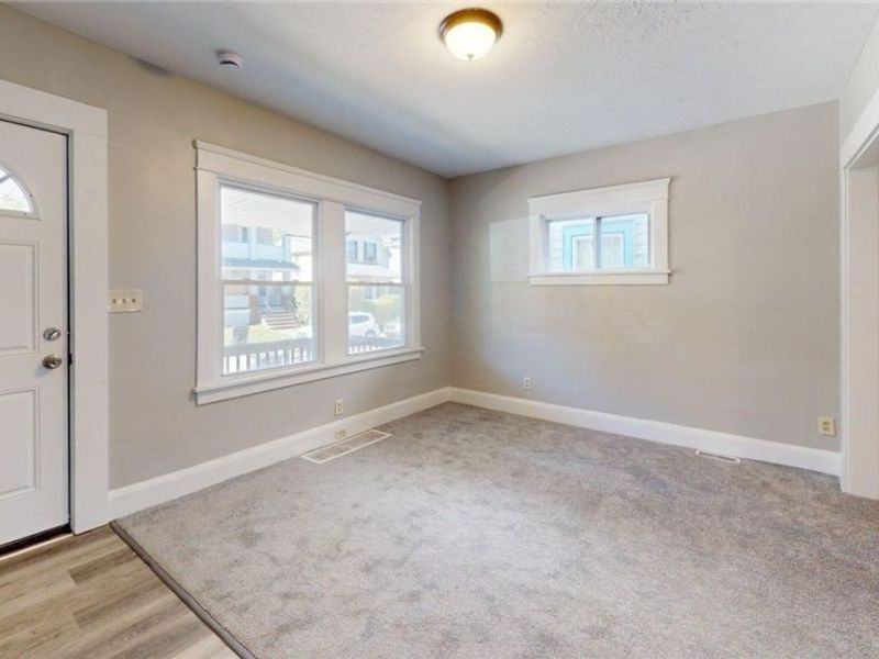 3043 W 105th Street, Cleveland, OH 44111 Photo 3