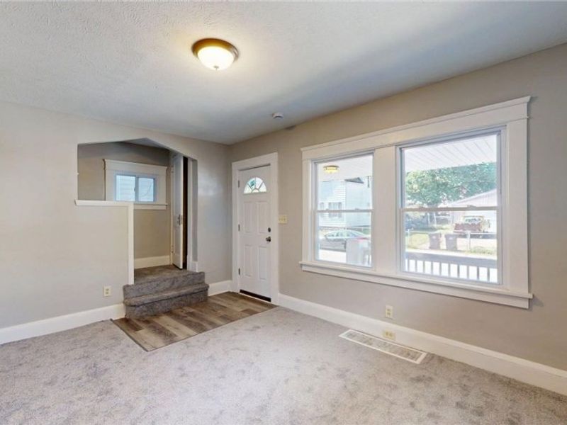 3043 W 105th Street, Cleveland, OH 44111 Photo 4