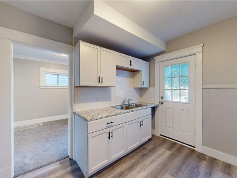 3043 W 105th Street, Cleveland, OH 44111 Photo 45