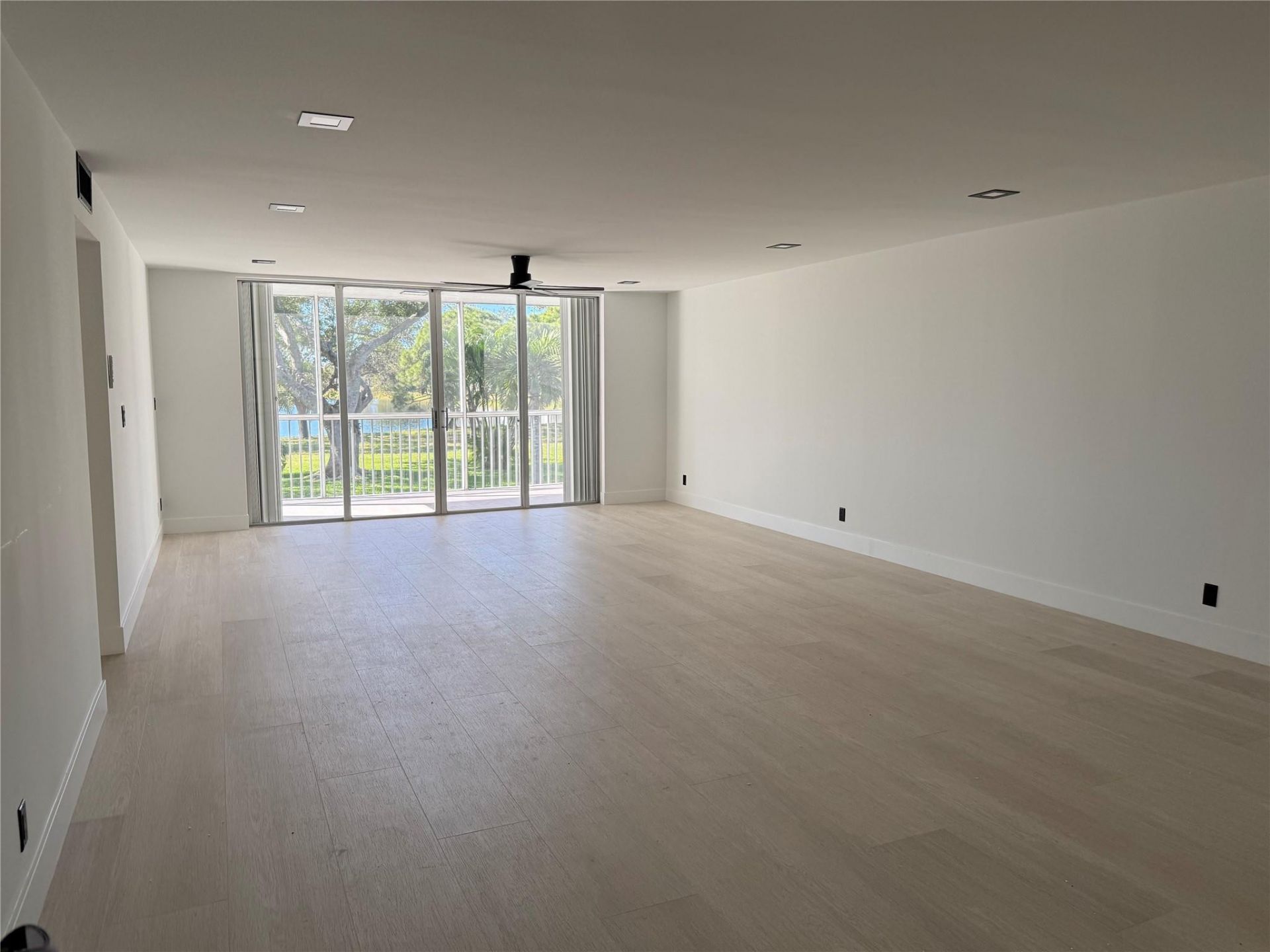 3010 N Course Drive, Unit 207, Pompano Beach, FL 33069 Photo