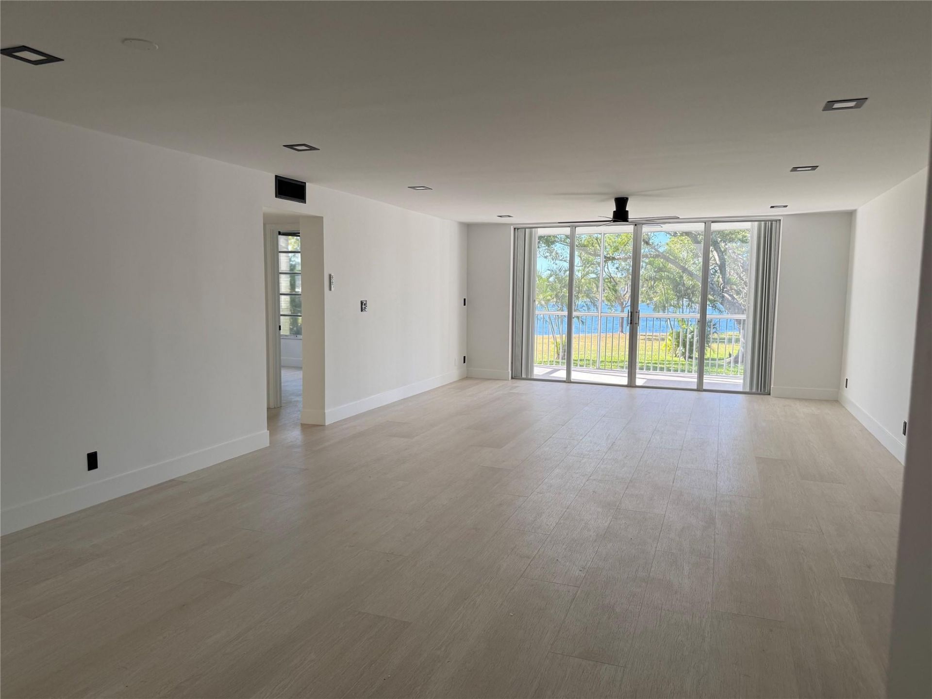 3010 N Course Drive, Unit 207, Pompano Beach, FL 33069 Photo