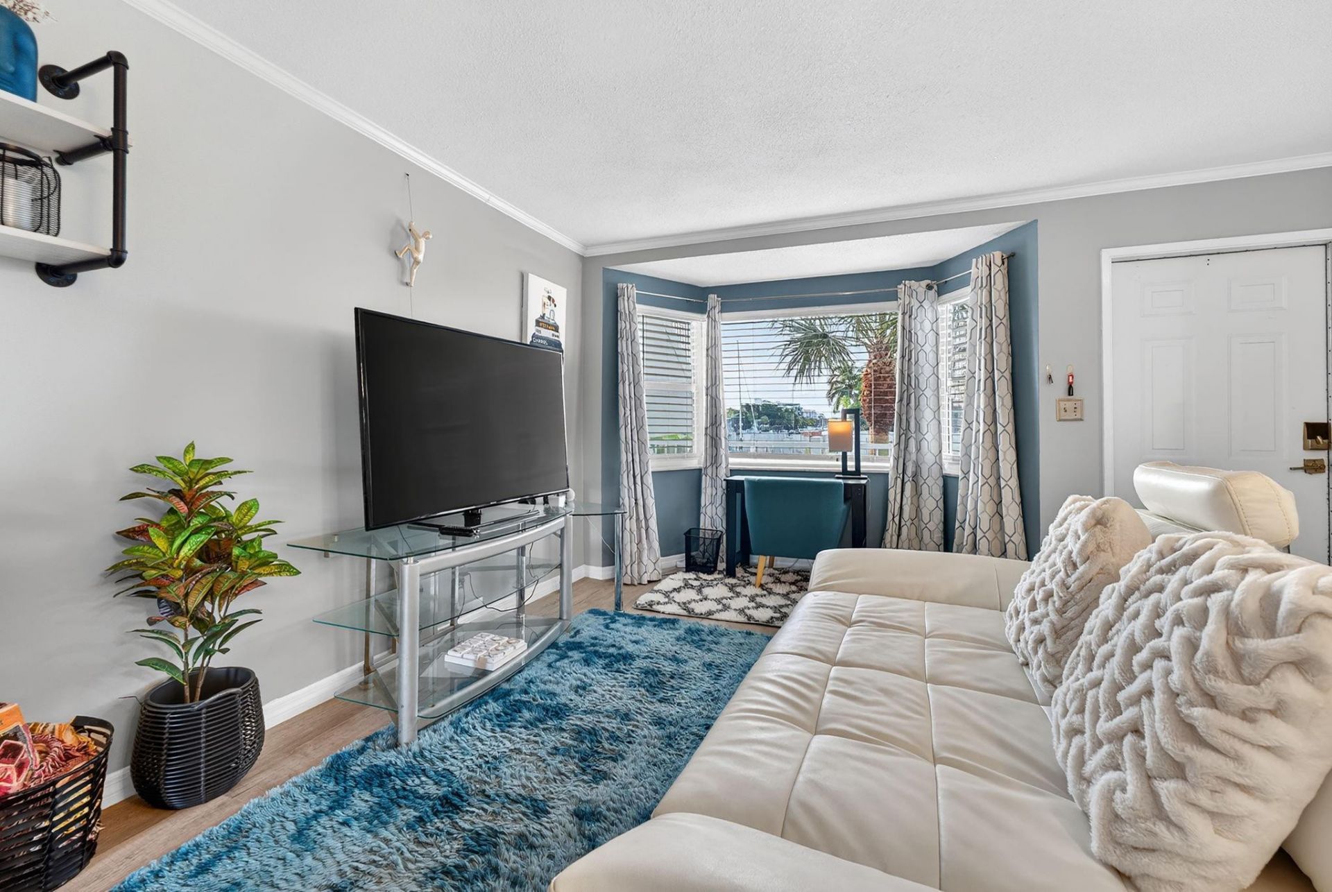 535 Hendricks Isle, Unit 208, Fort Lauderdale, FL 33301 Photo