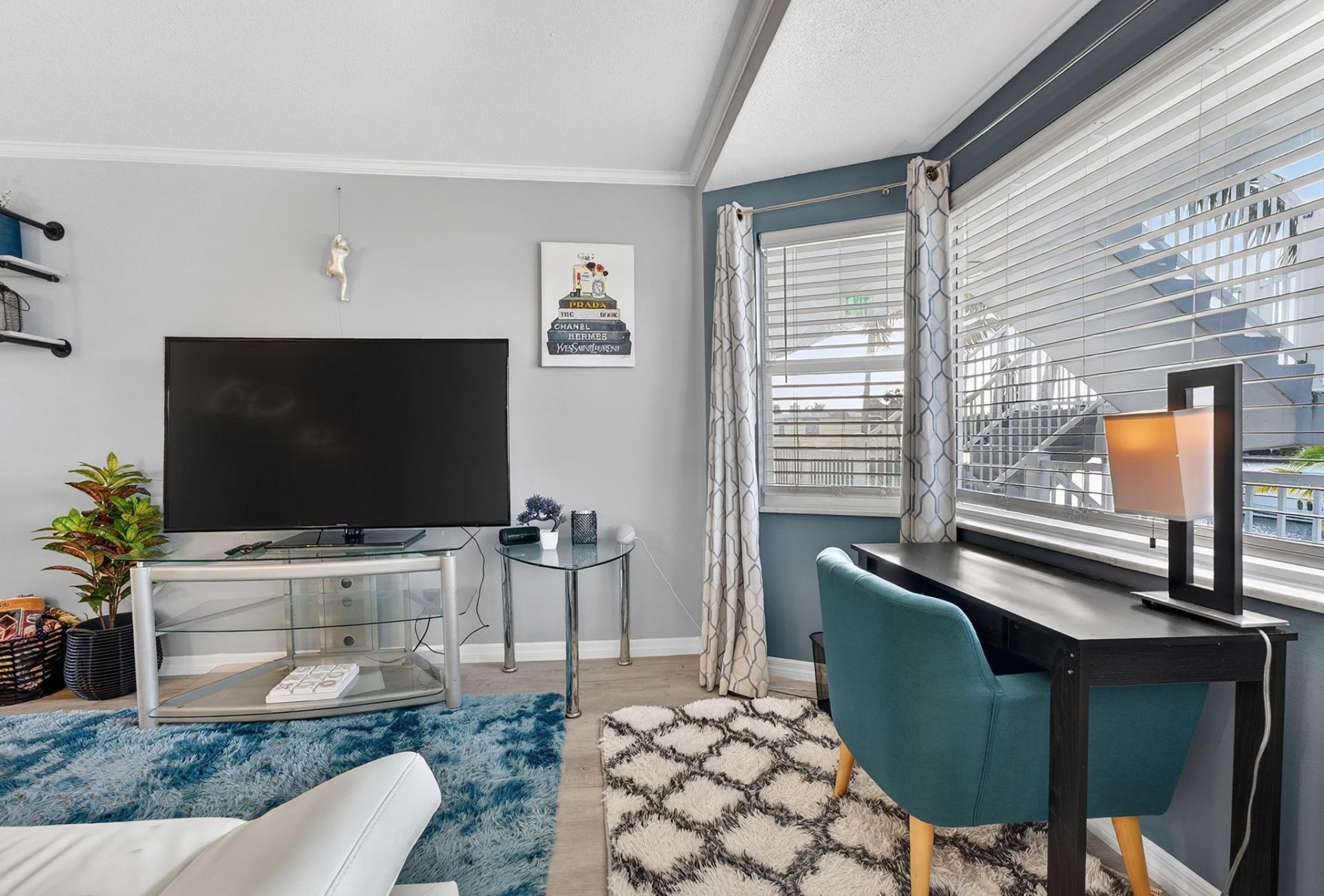 535 Hendricks Isle, Unit 208, Fort Lauderdale, FL 33301 Photo