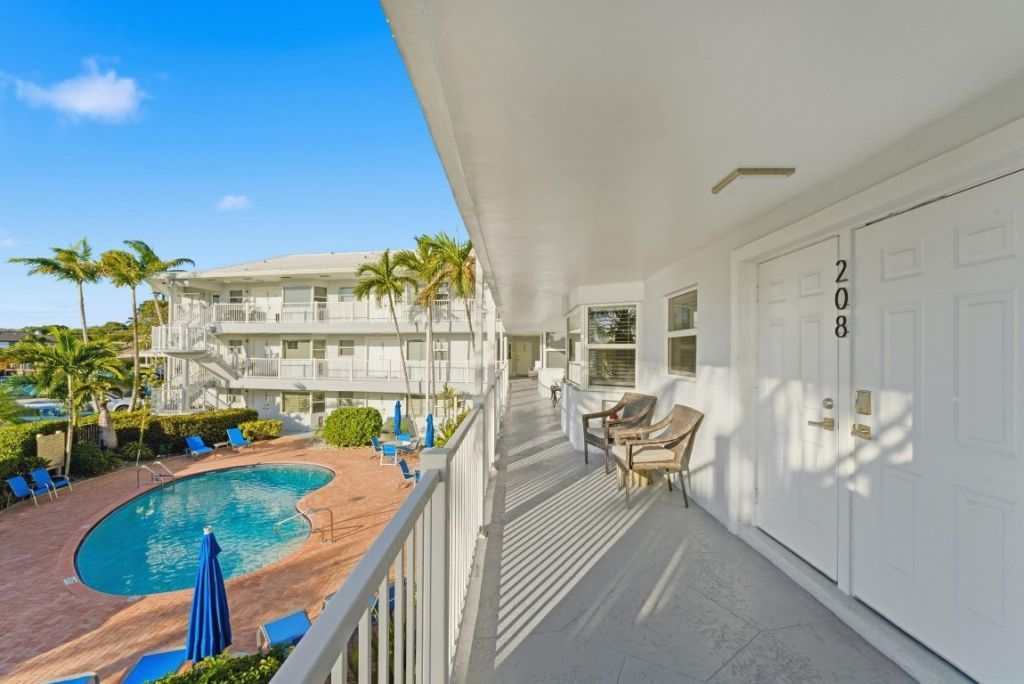 535 Hendricks Isle, Unit 208, Fort Lauderdale, FL 33301 Photo