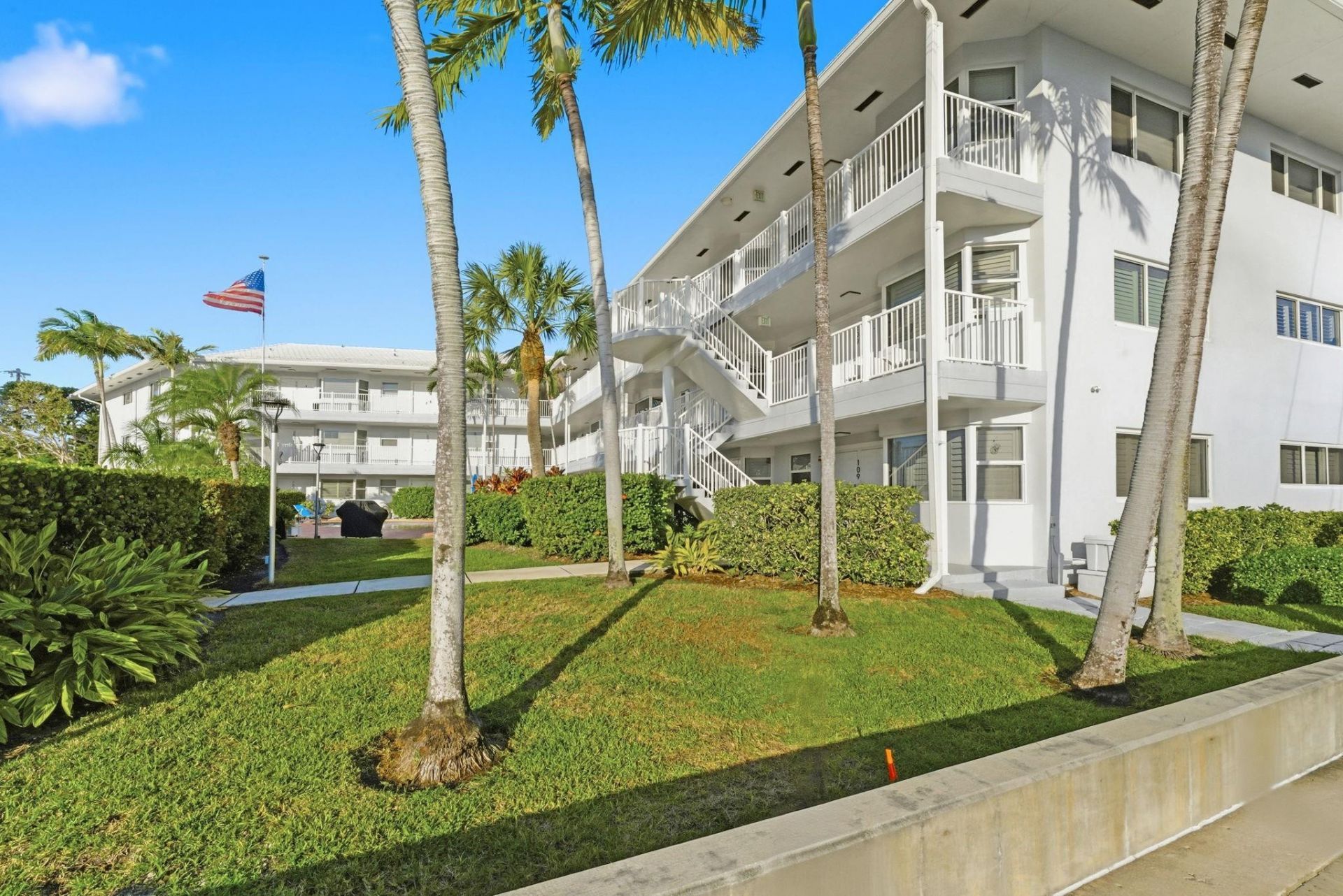 535 Hendricks Isle, Unit 208, Fort Lauderdale, FL 33301 Photo