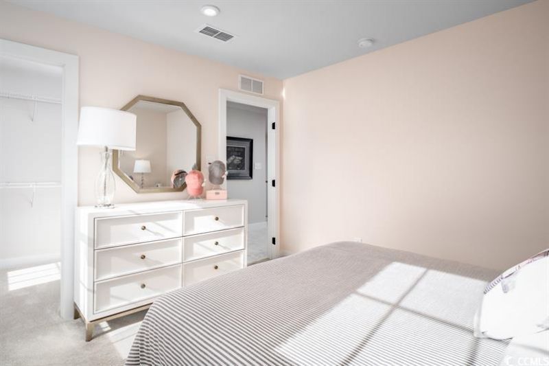 8005 Denim Loop Photo 15