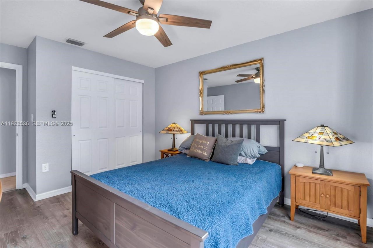 1996 NW 170th Ter, Pembroke Pines, FL 33028 Photo