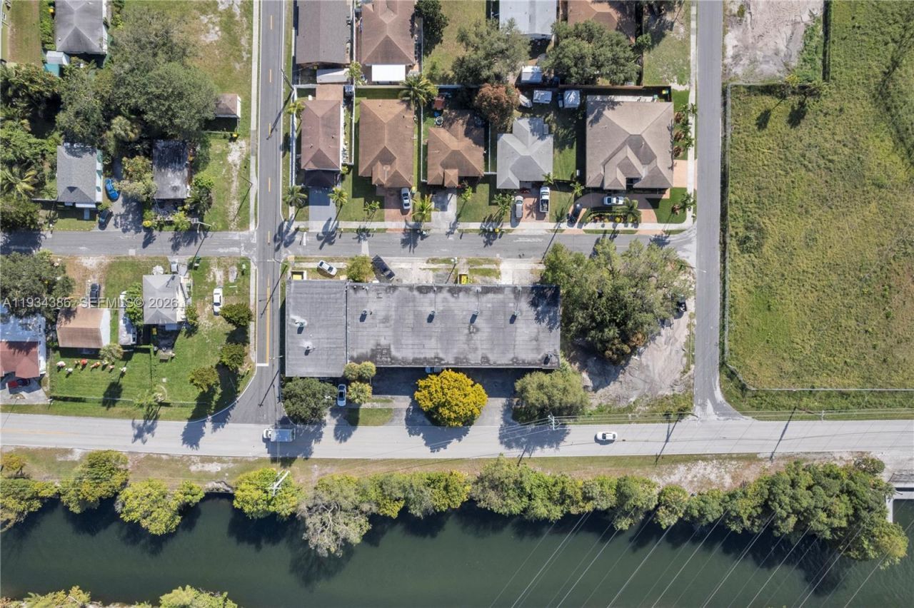 501 Old Griffin Rd, Dania Beach, FL 33004 Photo