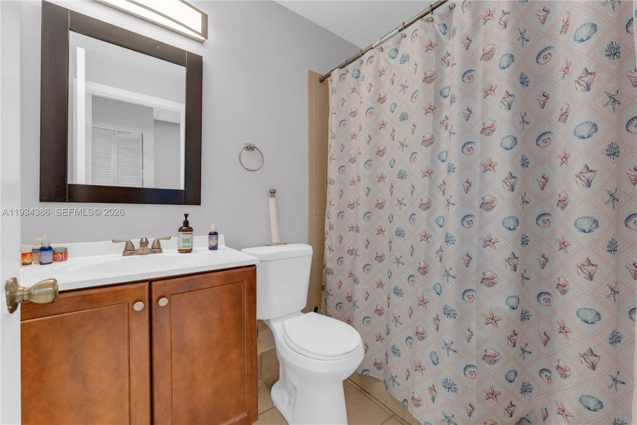 501 Old Griffin Rd, Dania Beach, FL 33004 Photo