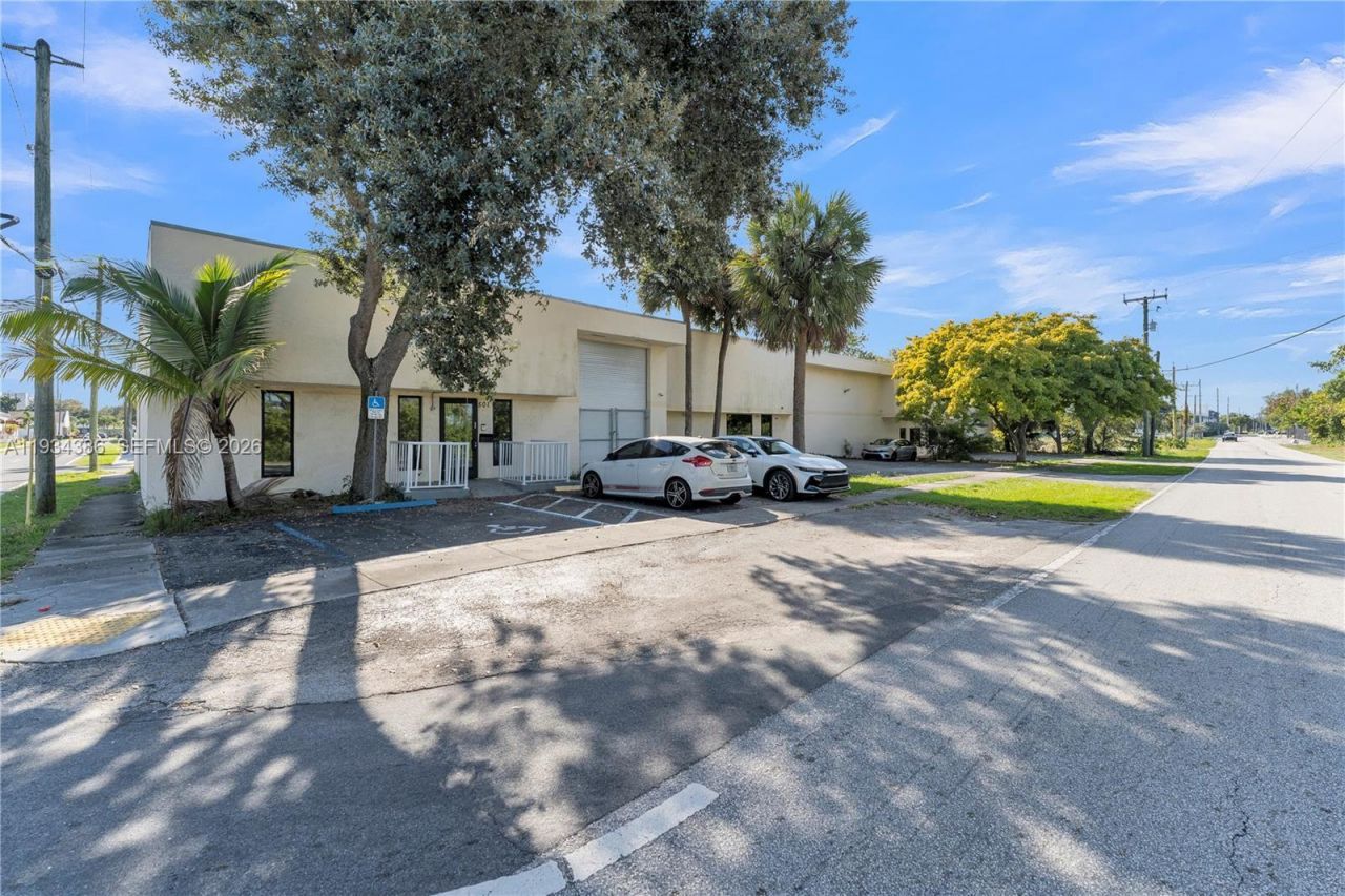 501 Old Griffin Rd, Dania Beach, FL 33004 Photo