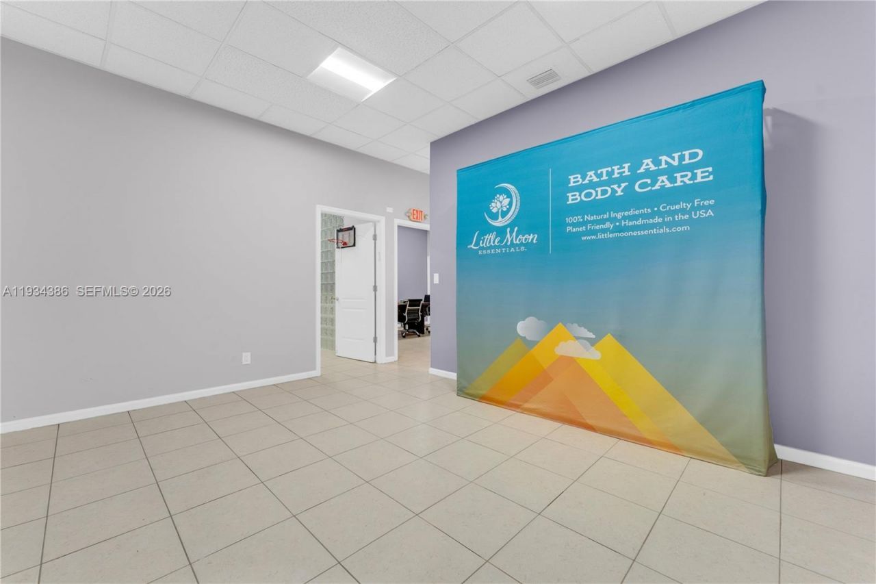 501 Old Griffin Rd, Dania Beach, FL 33004 Photo