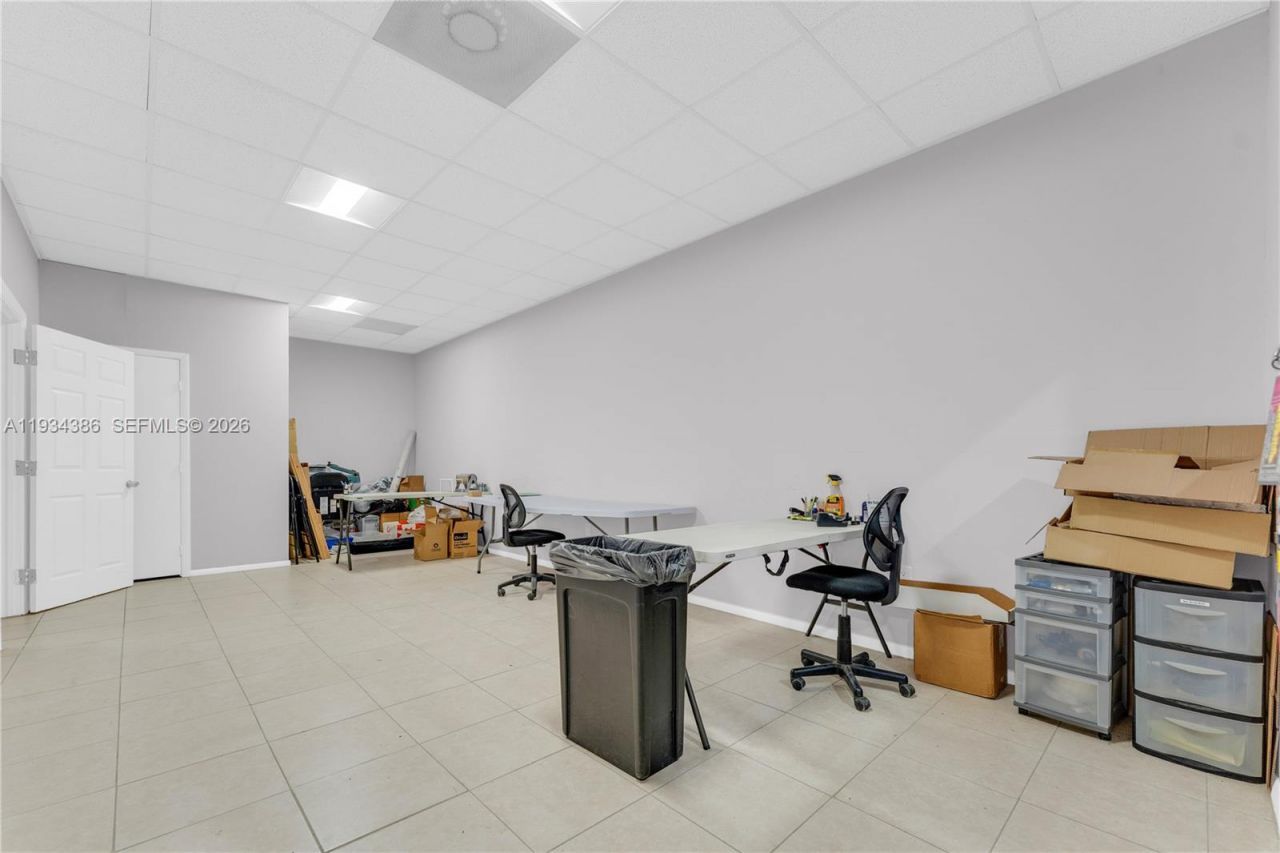 501 Old Griffin Rd, Dania Beach, FL 33004 Photo