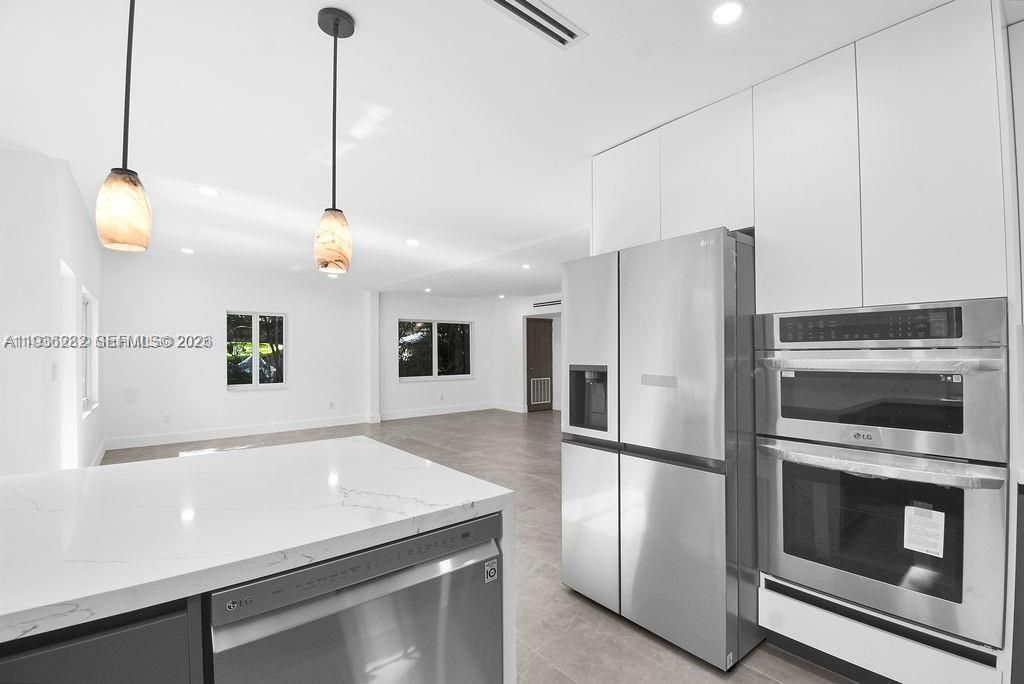 7902 SW 67th Ave, South Miami, FL 33143 Photo