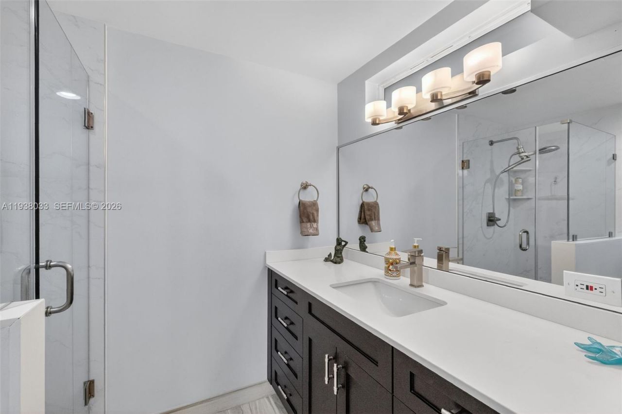 1203 Hillsboro Mile , Unit P2, Hillsboro Beach, FL 33062 Photo