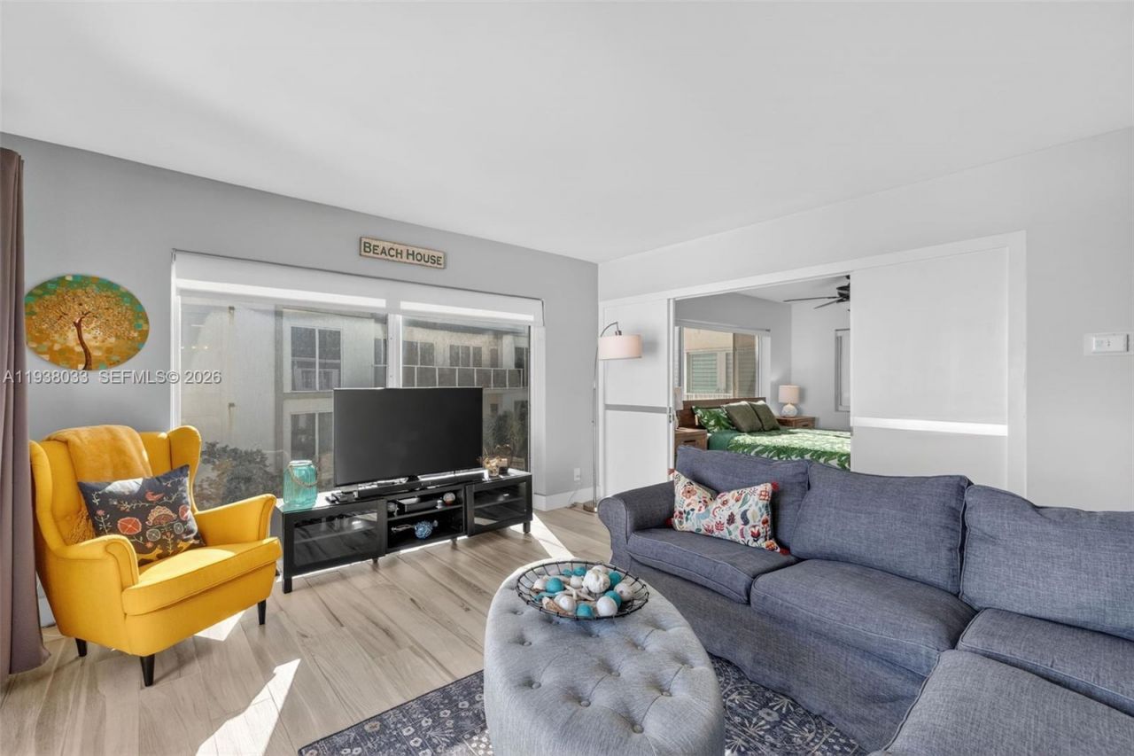 1203 Hillsboro Mile , Unit P2, Hillsboro Beach, FL 33062 Photo