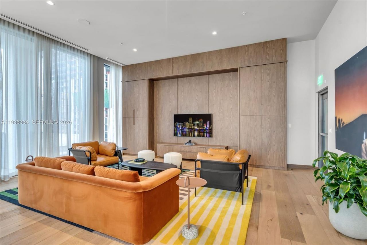 11 NE 6th Street , Unit 1607, Miami, FL 33132 Photo