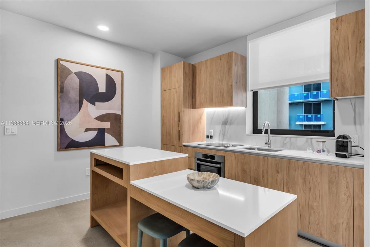 11 NE 6th Street , Unit 1607, Miami, FL 33132 Photo