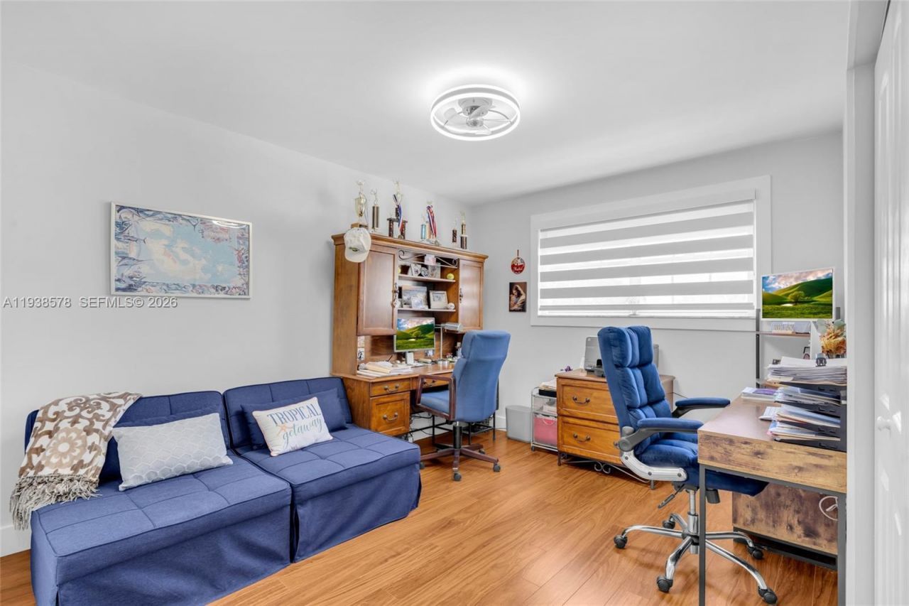 4737 NW 98th Pl, Doral, FL 33178 Photo