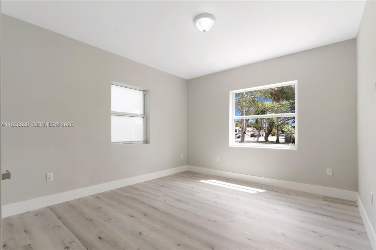 2714 SW 36th Ave, Unit A, Miami, FL 33133 Photo