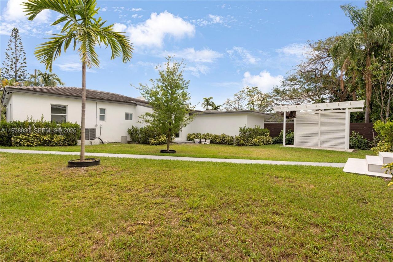 2714 SW 36th Ave, Unit A, Miami, FL 33133 Photo