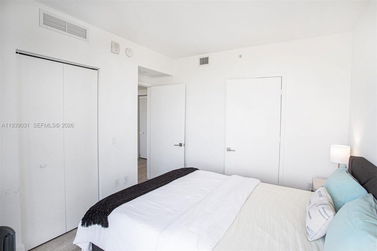 121 NE 34th St, Unit 2616, Miami, FL 33137 Photo