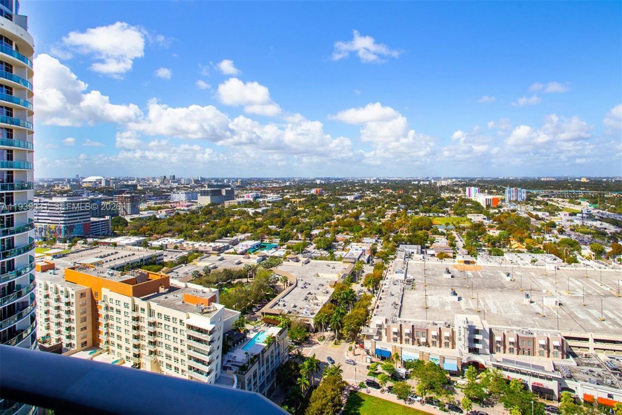 121 NE 34th St, Unit 2616, Miami, FL 33137 Photo