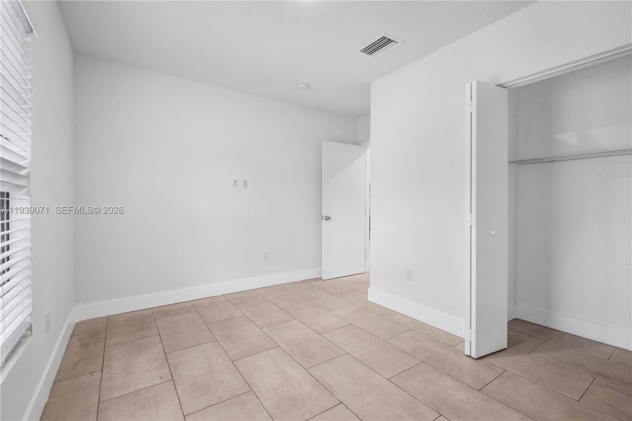 1749 NW 64th St, Unit A, Miami, FL 33147 Photo