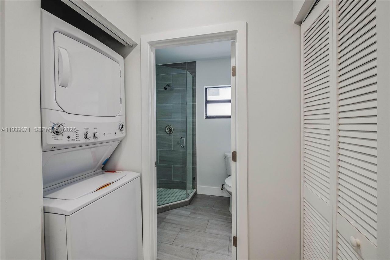 1749 NW 64th St, Unit A, Miami, FL 33147 Photo