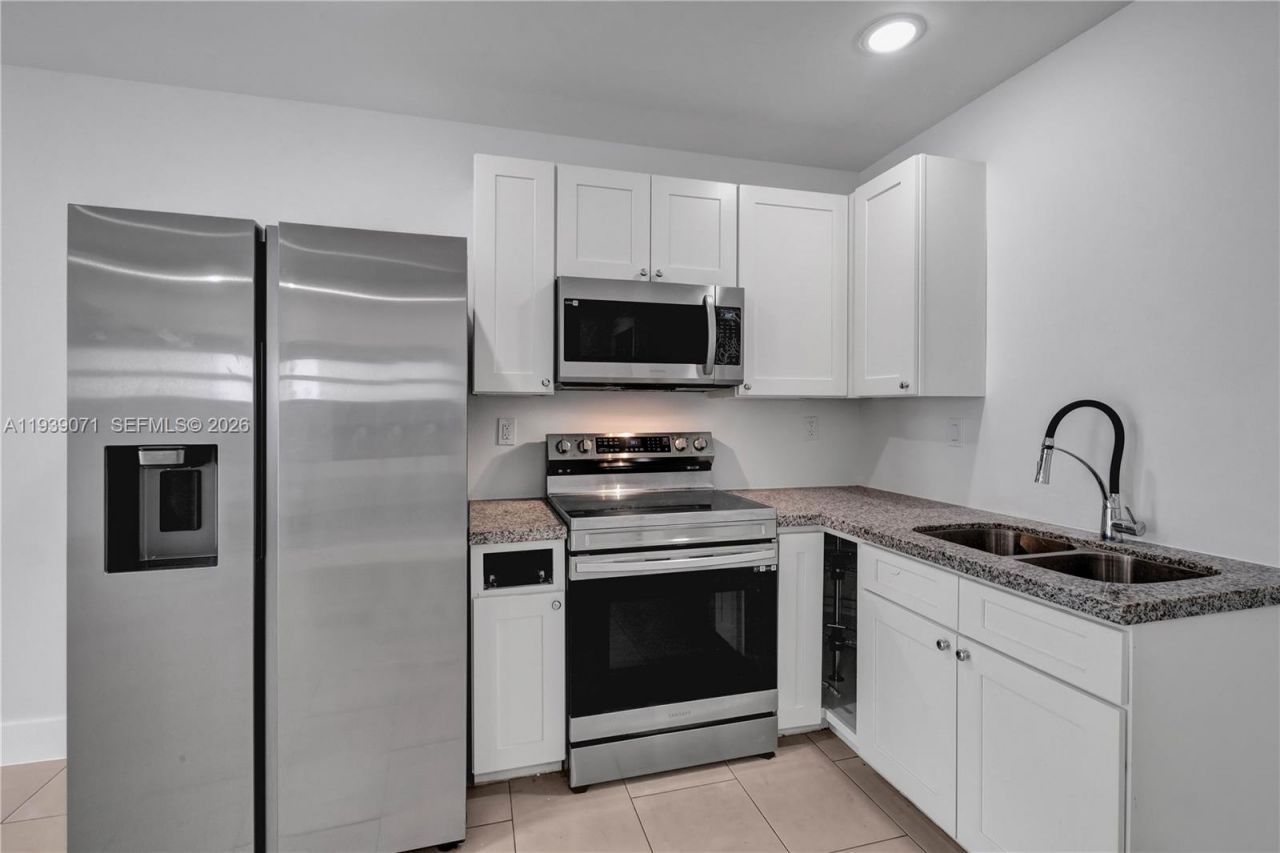 1749 NW 64th St, Unit A, Miami, FL 33147 Photo
