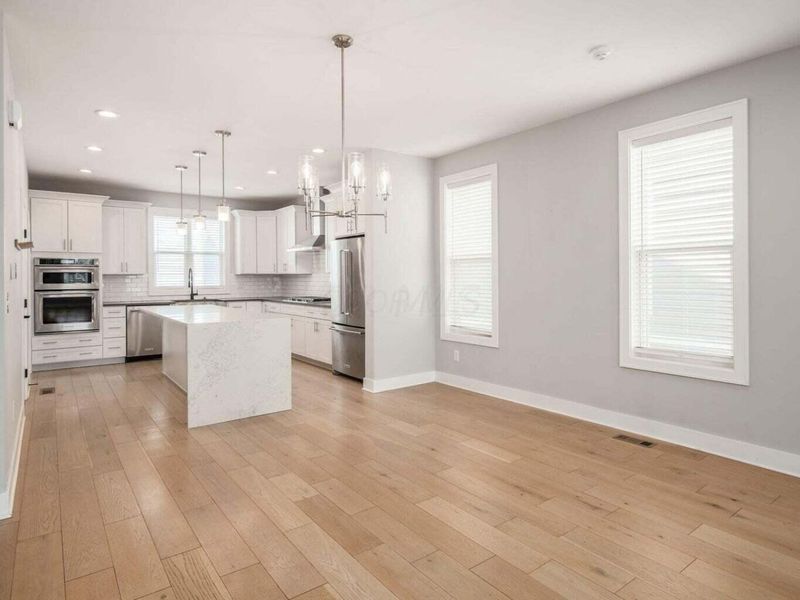 1187 Cromartie Lane, Columbus, OH 43201 Photo 11