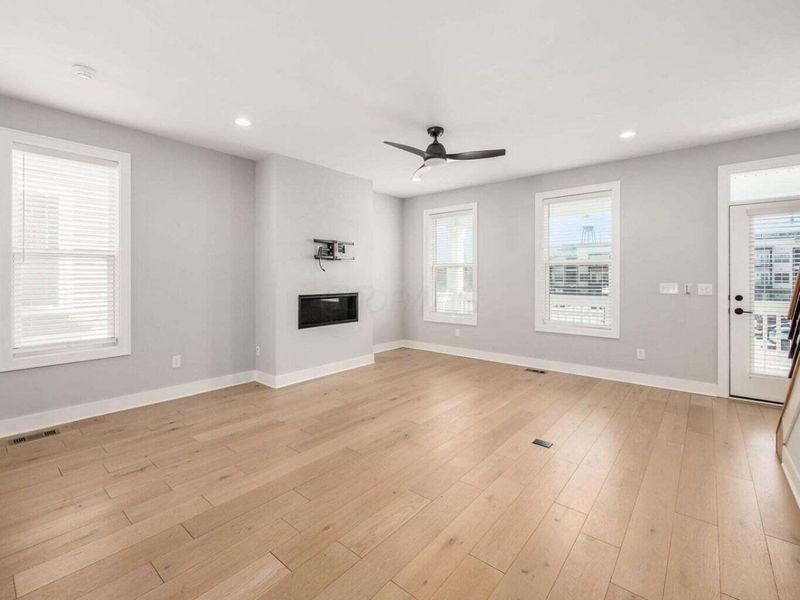 1187 Cromartie Lane, Columbus, OH 43201 Photo 12