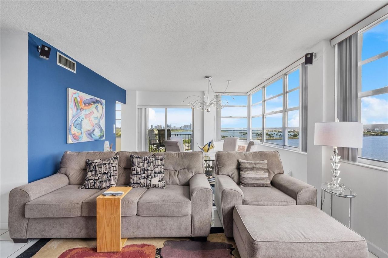 11930 N Bayshore Drive, Unit 1003, North Miami, FL 33181 Photo