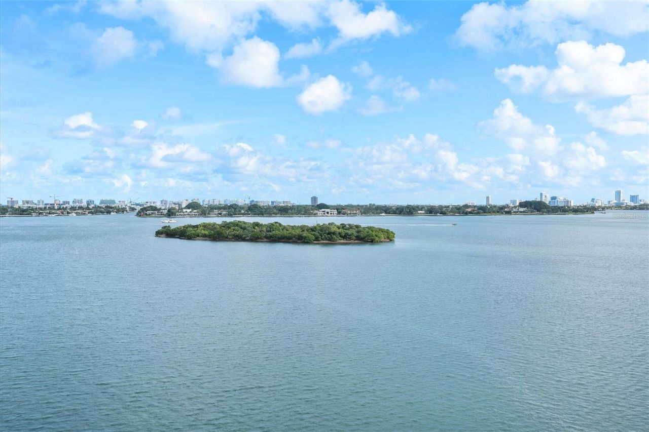 11930 N Bayshore Drive, Unit 1003, North Miami, FL 33181 Photo