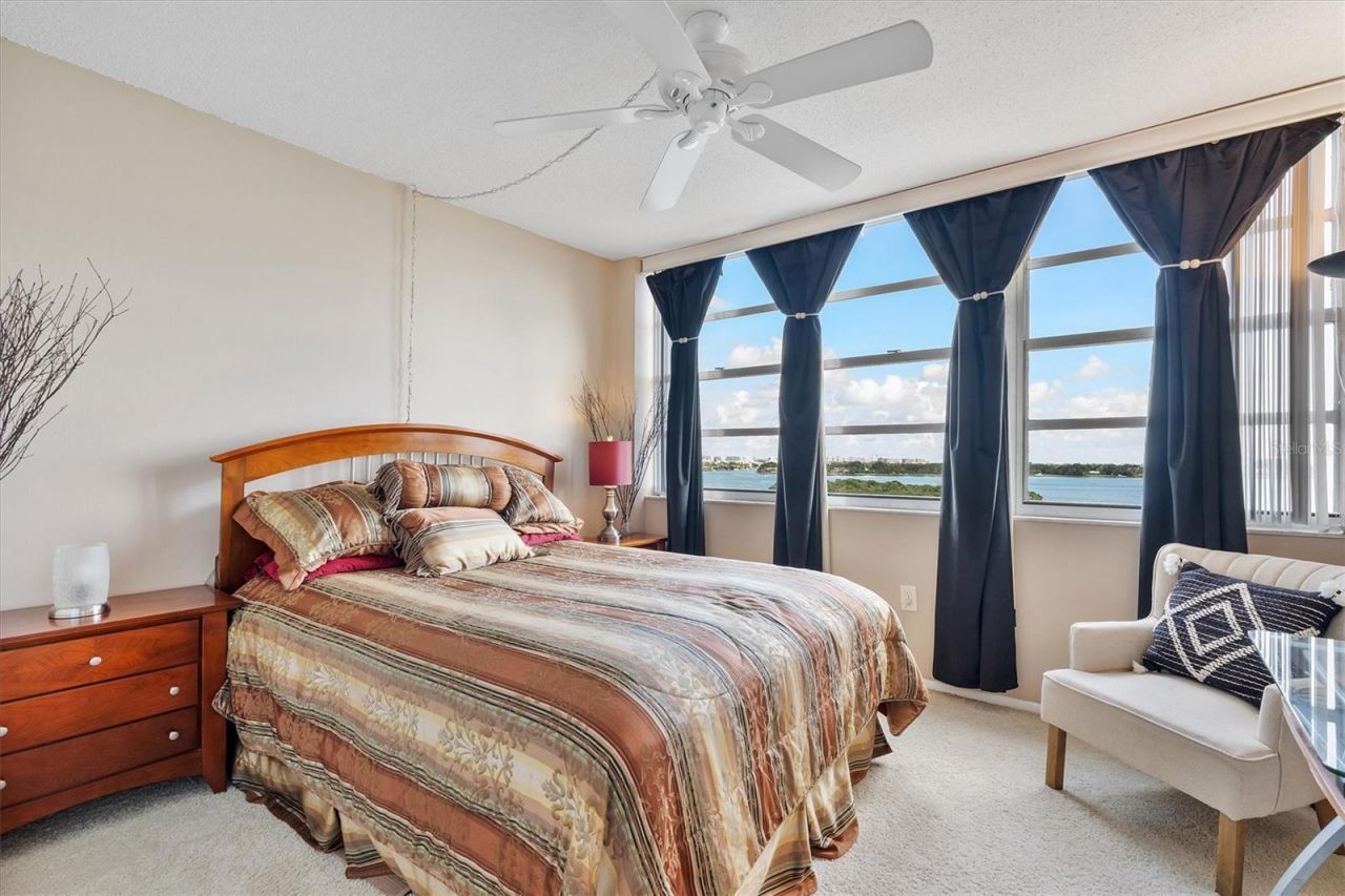 11930 N Bayshore Drive, Unit 1003, North Miami, FL 33181 Photo