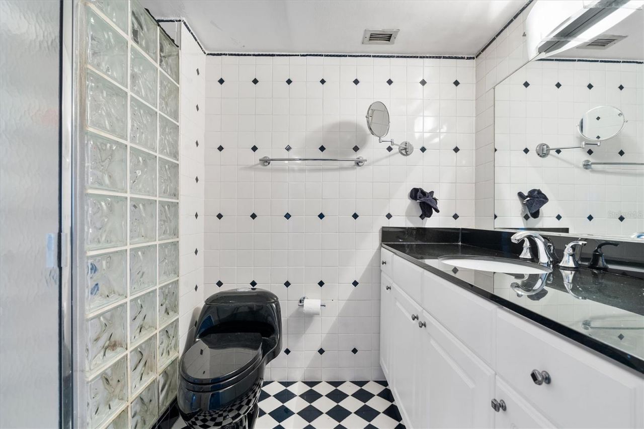 11930 N Bayshore Drive, Unit 1003, North Miami, FL 33181 Photo