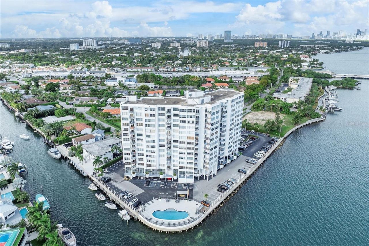 11930 N Bayshore Drive, Unit 1003, North Miami, FL 33181 Photo