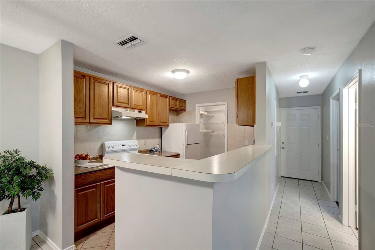 1400 Gandy Boulevard N, Unit 1504, Saint Petersburg, FL 33702 Photo