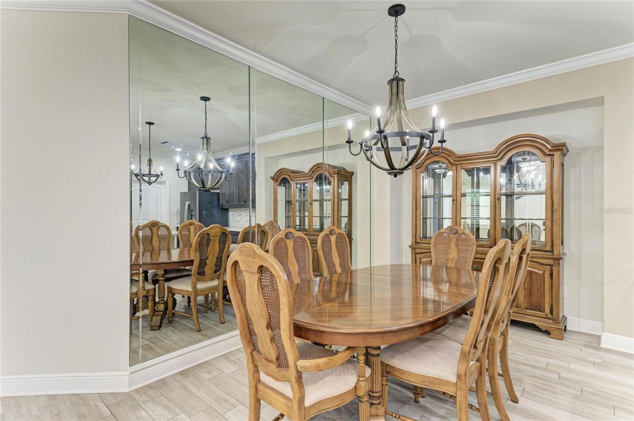 5941 Amberly Drive, Bradenton, FL 34208 Photo