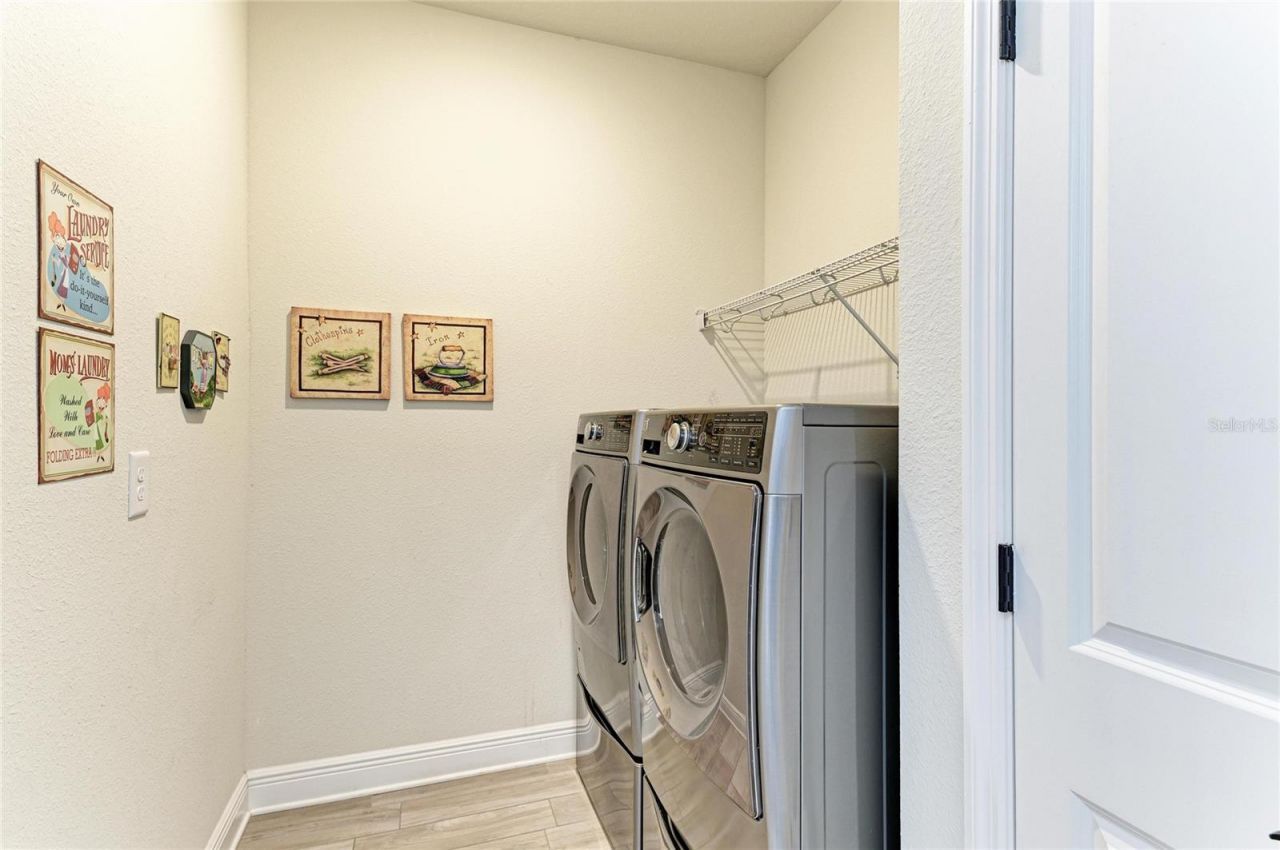 5941 Amberly Drive, Bradenton, FL 34208 Photo