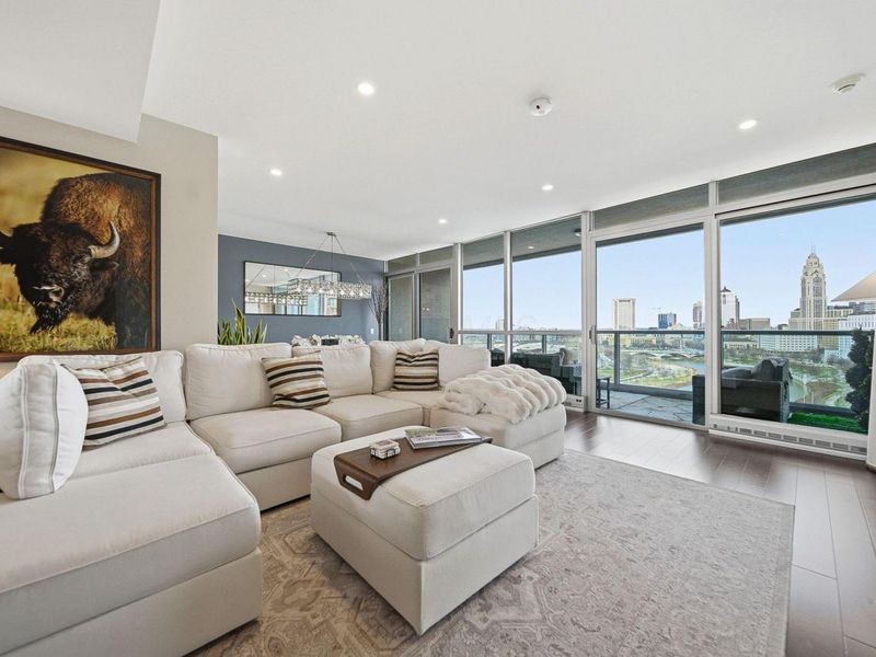 1 Miranova Place, Unit 1610, Columbus, OH 43215 Photo 16