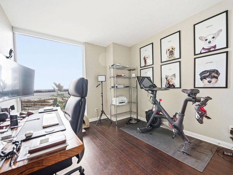 1 Miranova Place, Unit 1610, Columbus, OH 43215 Photo 27