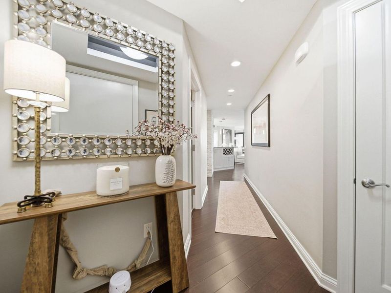 1 Miranova Place, Unit 1610, Columbus, OH 43215 Photo 3